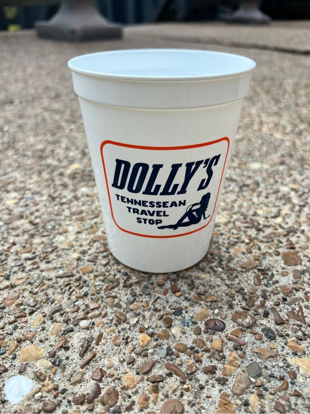 Dolly Parton Dolly’s Tennessean Travel Stop White plastic tumbler cup glass rare